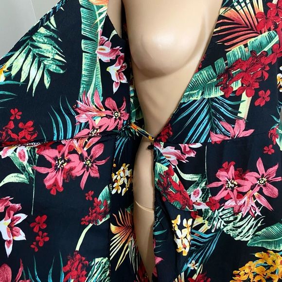 WRAP AROUND DRESS - Picture 4 of 4